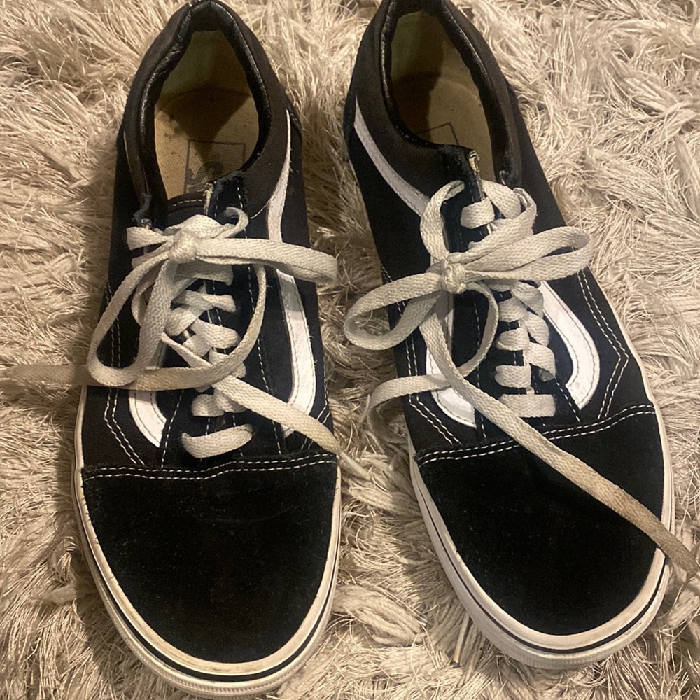 Blackand white Vans Size 7 mens